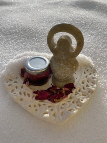 Read more about the article Blogbeitrag – Menstruation – Das heilige Blut